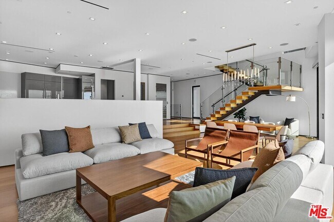 Building Photo - 17816 Porto Marina Way