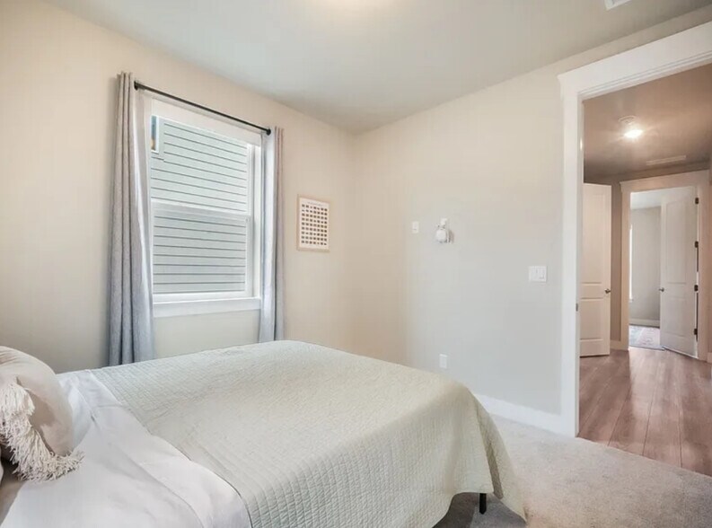 Building Photo - 2144 Coyote Mint Dr