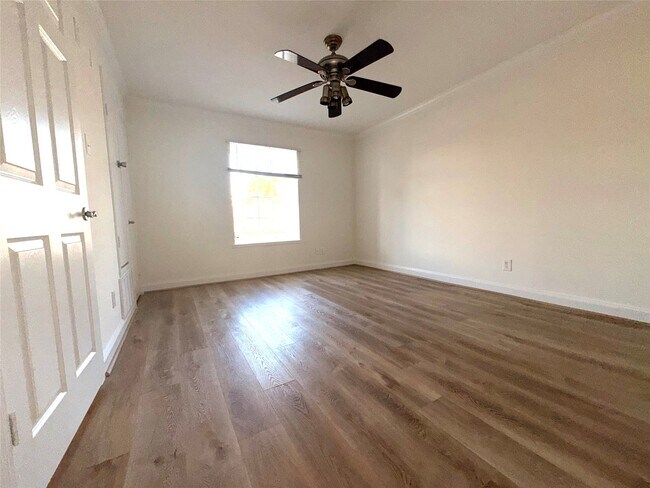 Building Photo - 9029 Gaylord Dr