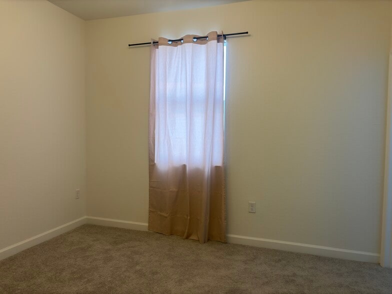 Building Photo - 27700 SW 156th Ct