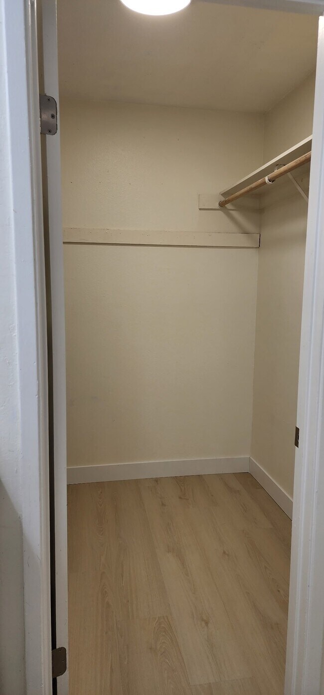 Building Photo - 2255 Cahuilla St