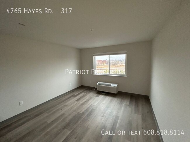 Building Photo - 4765 Hayes Rd