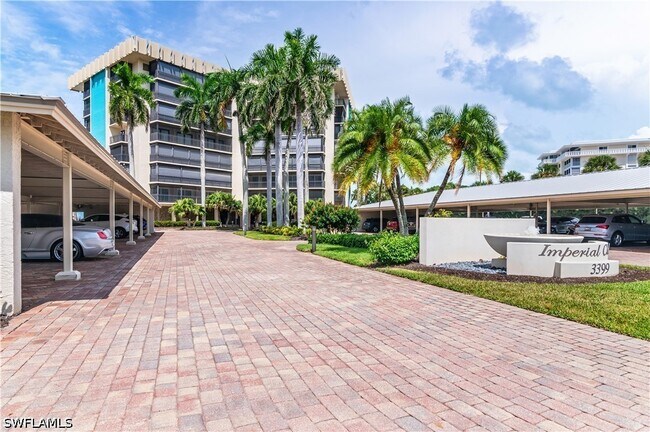 Building Photo - 3399 Gulf Shore Blvd N