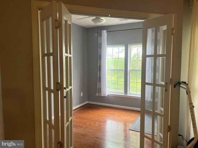 Building Photo - 2503 Amber Orchard Ct W