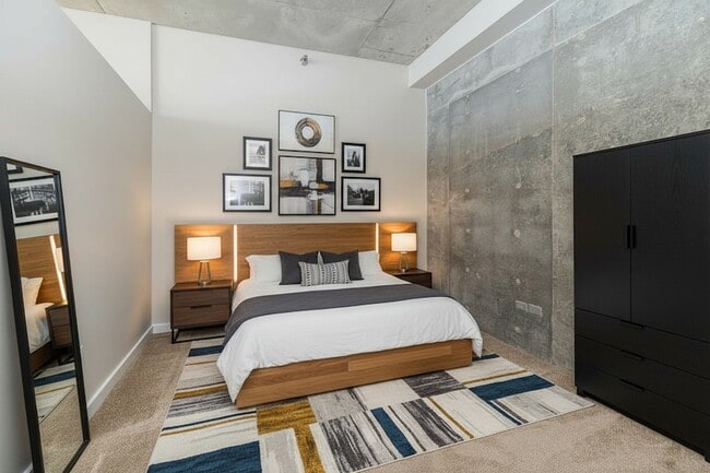 Building Photo - 1720 S Michigan Ave