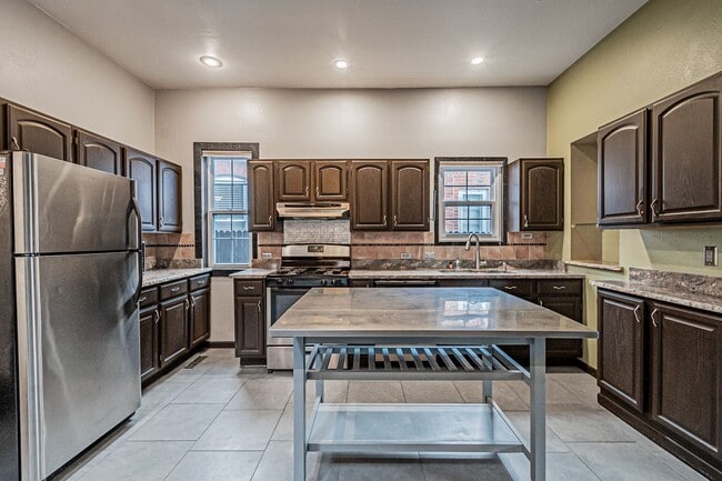 Building Photo - Charming 3BD, 2BA Wash Park Home with 2-Car Garage