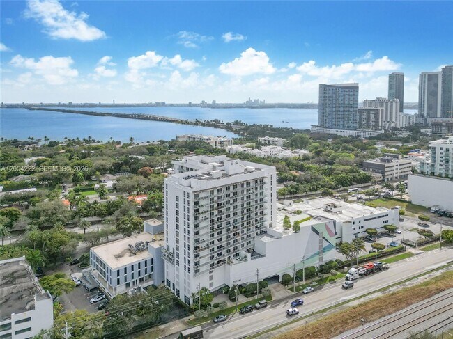Building Photo - 4250 Biscayne Blvd