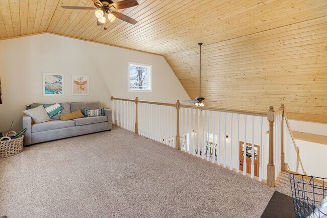 Building Photo - East AVL - Contemporary Farmhouse on Large Wooded Lot