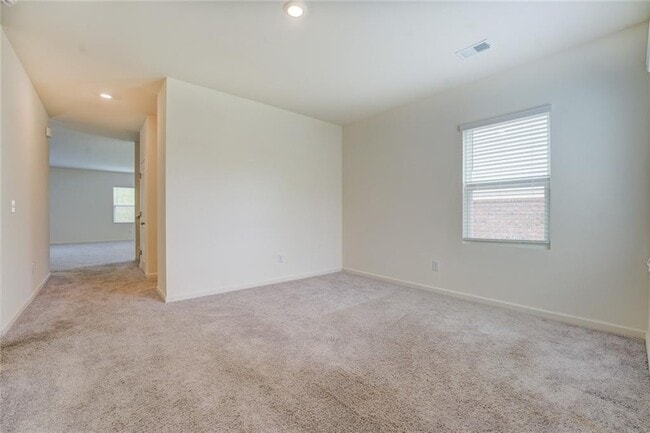 Building Photo - 7061 Rochford Dr