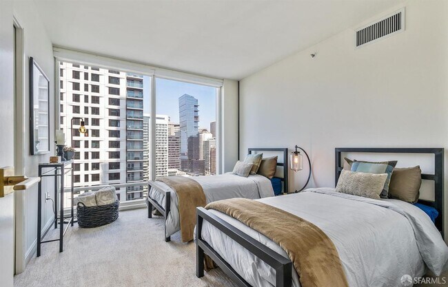 Building Photo - 401 Harrison St