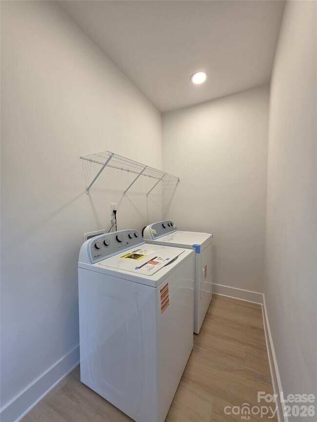 Building Photo - 1030 Patton Ave