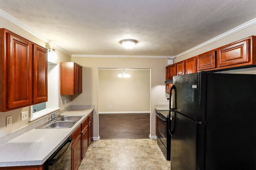 Building Photo - 1560 Cherry Hill Ct SW