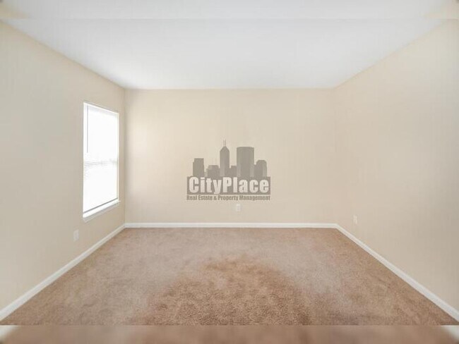 Building Photo - 4324 Blue Spruce Ct