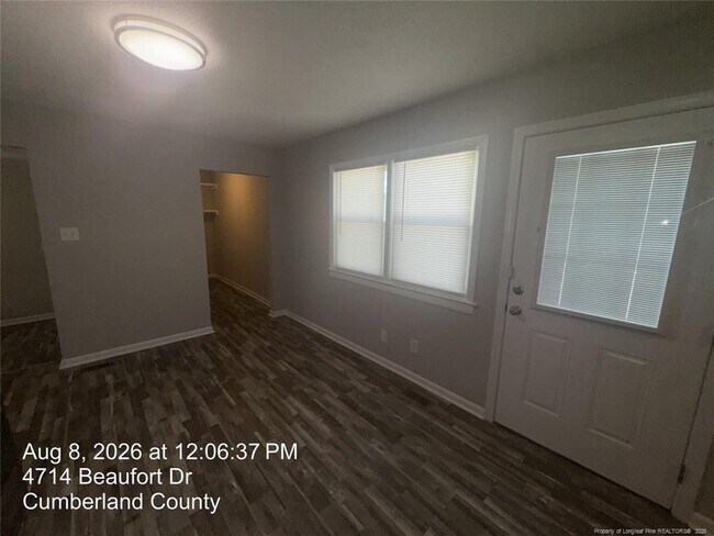Building Photo - 4714 Beaufort Dr
