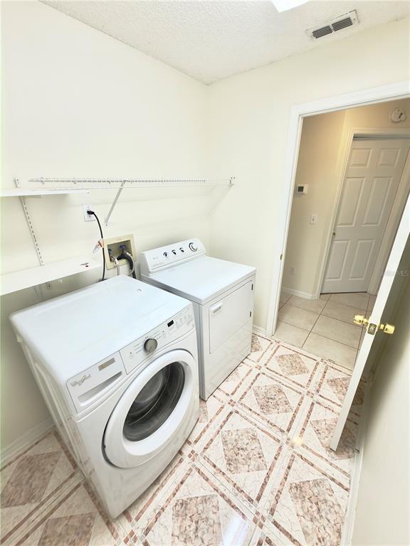 Building Photo - 2951 Smithfield Dr