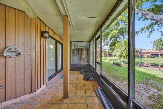 Building Photo - 4163 SW 85th Ave