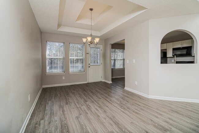 Building Photo - 2913 Crest Ridge Ct SW