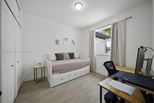 Building Photo - 11613 NW 78th St