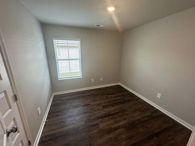 Building Photo - Welcome Home to Cullman! | Stunning 4-Bed, 2-Bath Home with Landscaped Yard