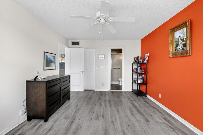 Building Photo - 2016 S Federal Hwy