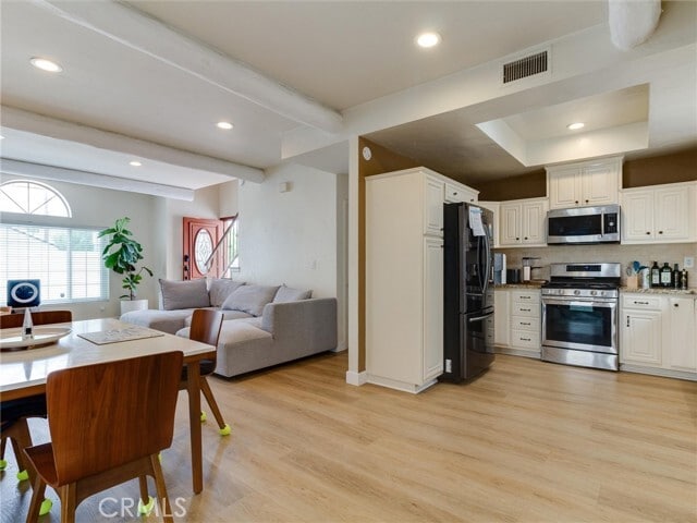 Building Photo - 2703 Huntington Ln