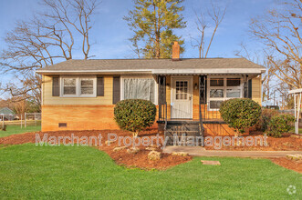 Building Photo - 23 Brownwood Dr
