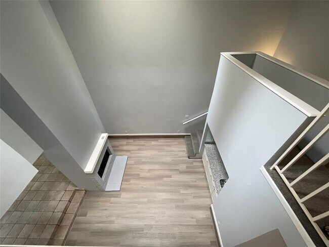 Building Photo - 13451 Parkway Blvd