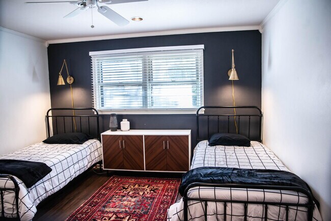 Building Photo - 3405 59th St