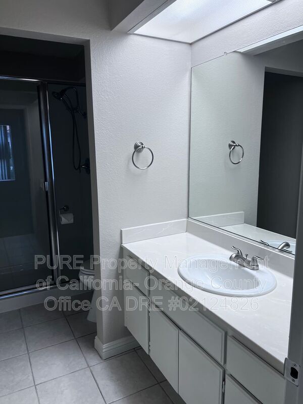 Building Photo - 52 Vista Barranca