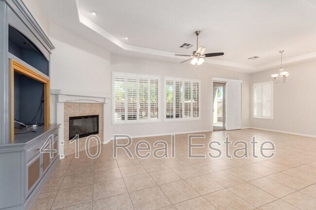 Building Photo - 4652 E Donato Dr