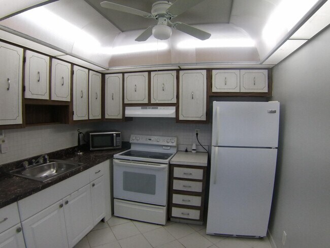 Building Photo - 241 Piedmont F