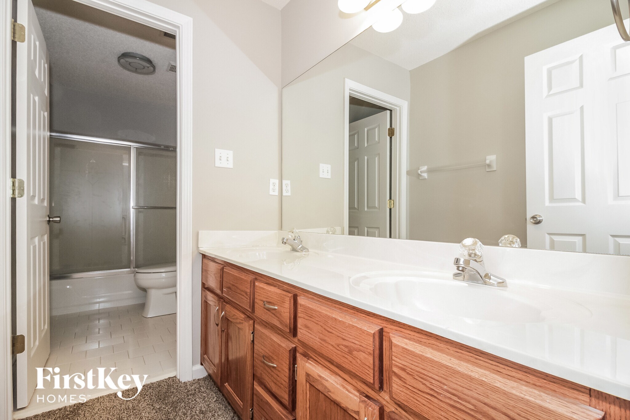 Building Photo - 719 Gable Ln