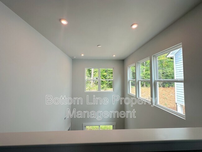 Building Photo - 3348 Finchborough Ct