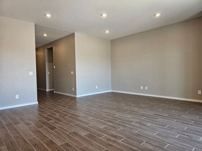 Building Photo - 17659 W College Dr