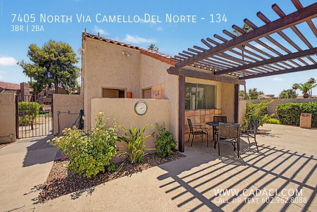 Building Photo - 7405 N Vía Camello Del Norte