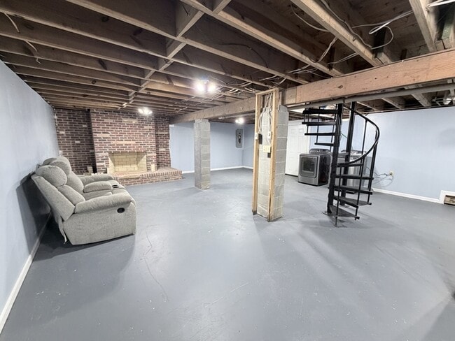 Building Photo - 2404 Pamlico Cir