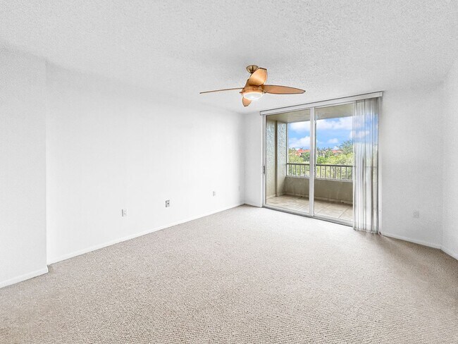 Building Photo - 2333 Feather Sound Dr