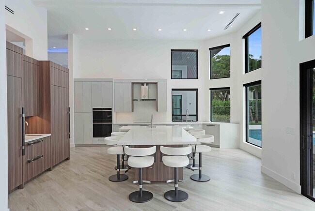 Building Photo - 3012 NW 61st St