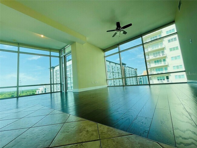 Building Photo - 101 S Eola Dr