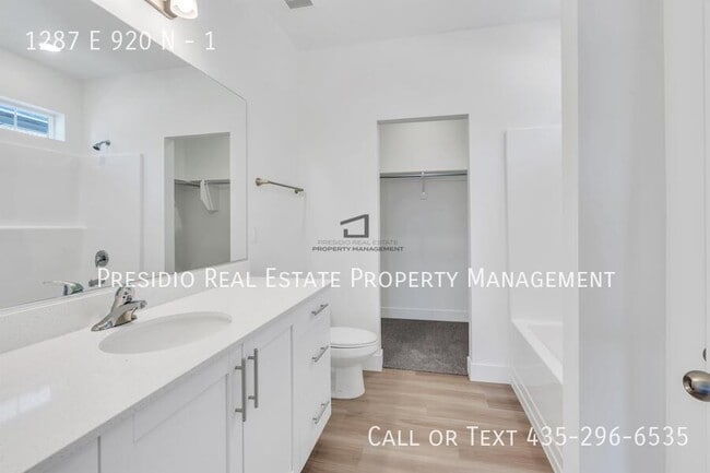 Building Photo - 1287 920 N