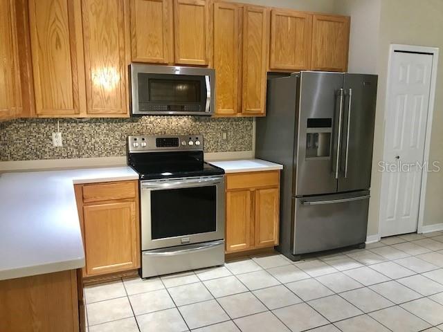 Building Photo - 5804 Autumn Shire Dr