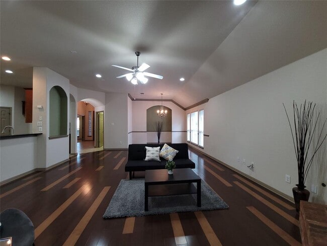 Building Photo - 10028 Lisi Anne Dr