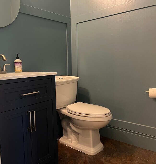 Building Photo - 44725 Ellery Ln