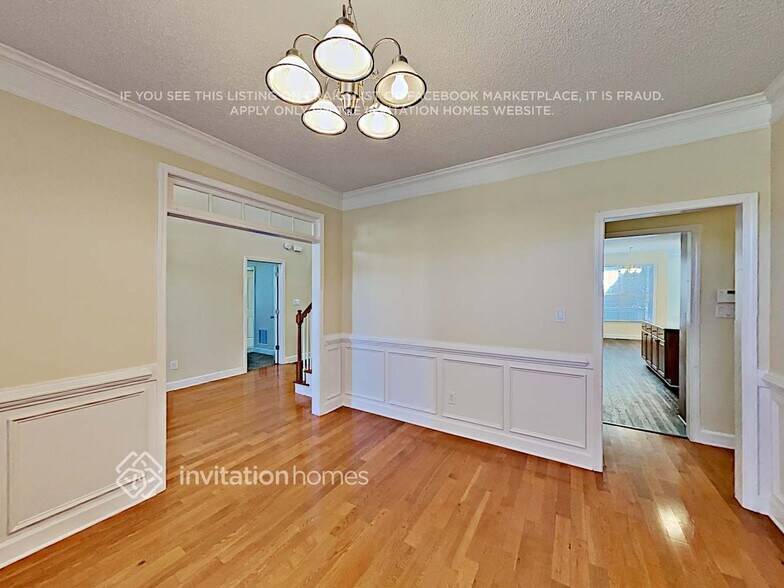 Building Photo - 460 Nora Dr