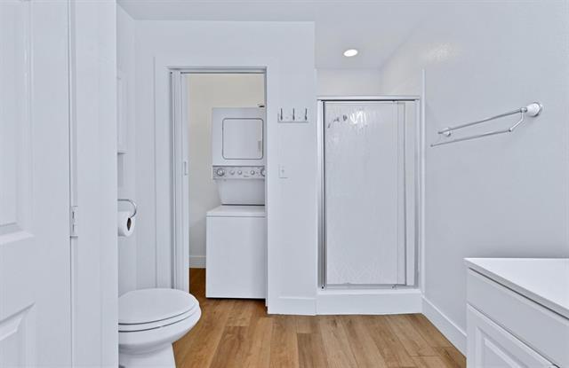 Building Photo - 530 SE 2nd St