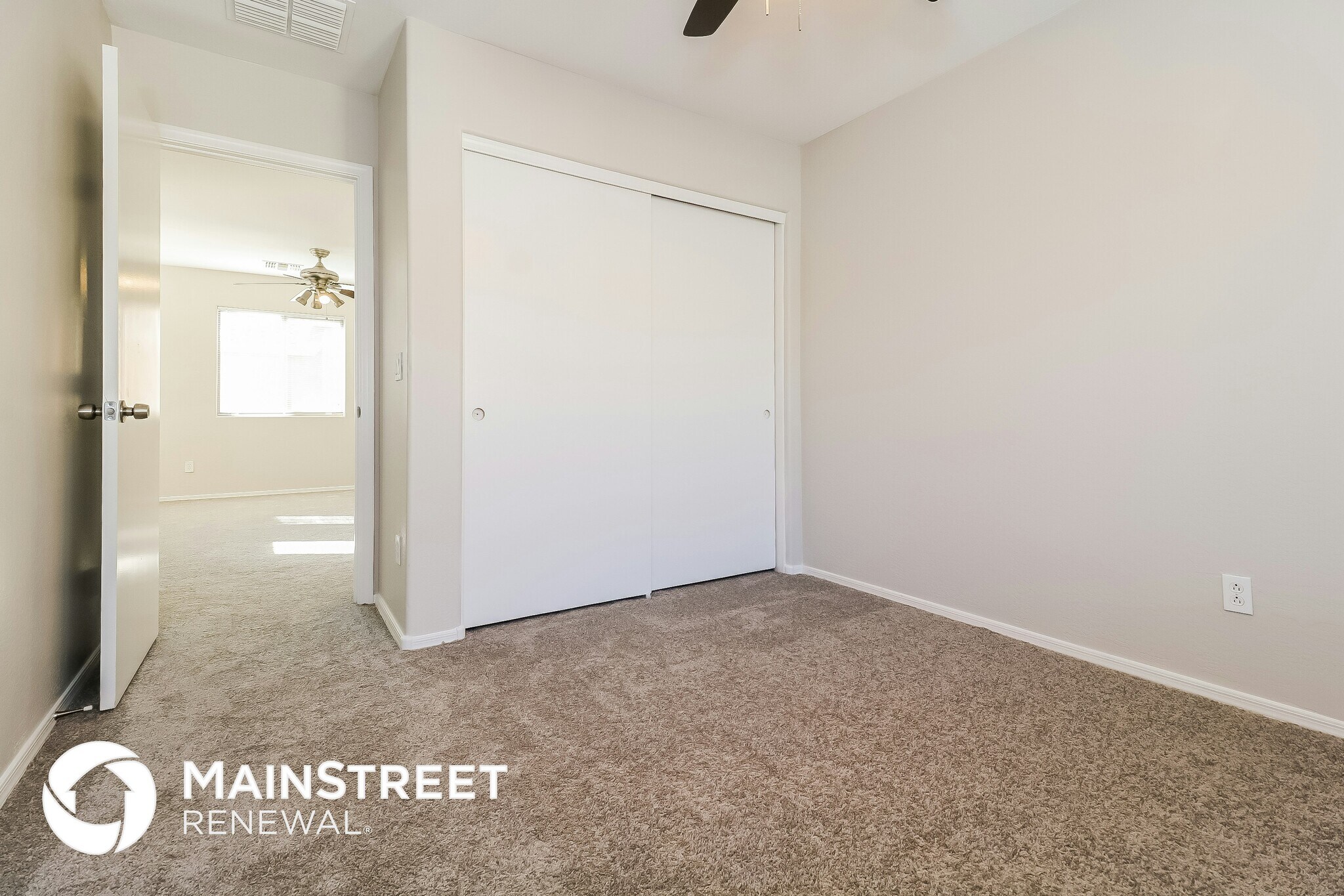 Building Photo - 15418 W Laurel Ln