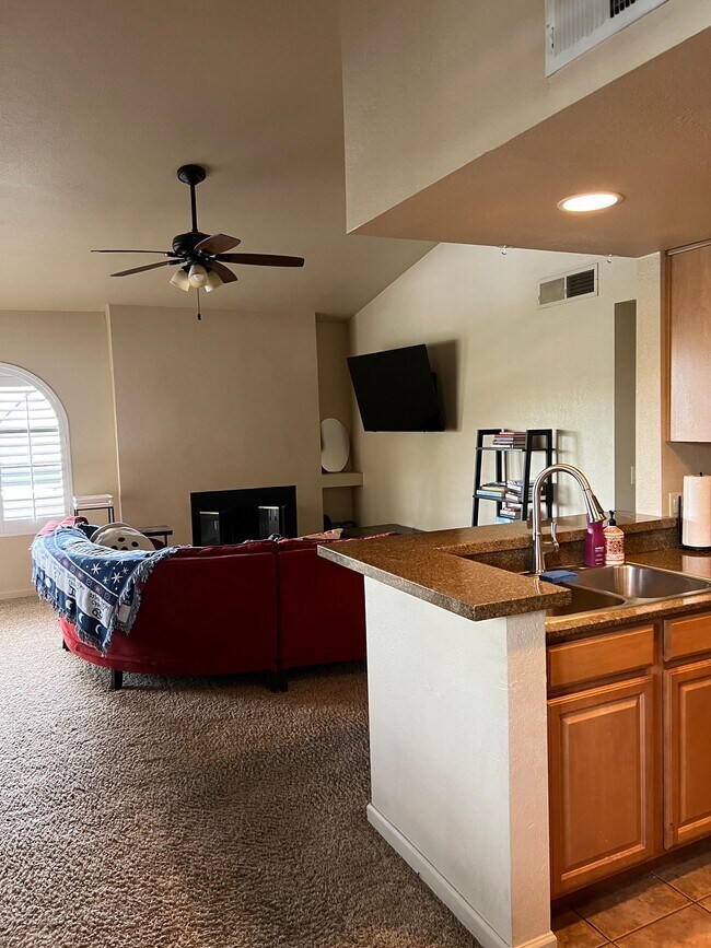 Building Photo - 101 S Players Club Dr