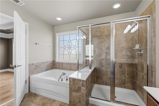 Building Photo - 2117 Wylmoor Way