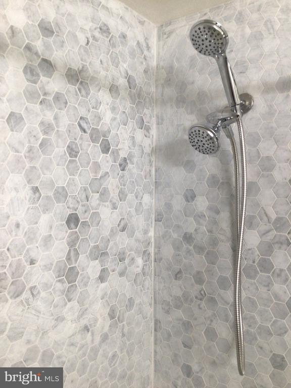 Building Photo - 1715 W Lexington St