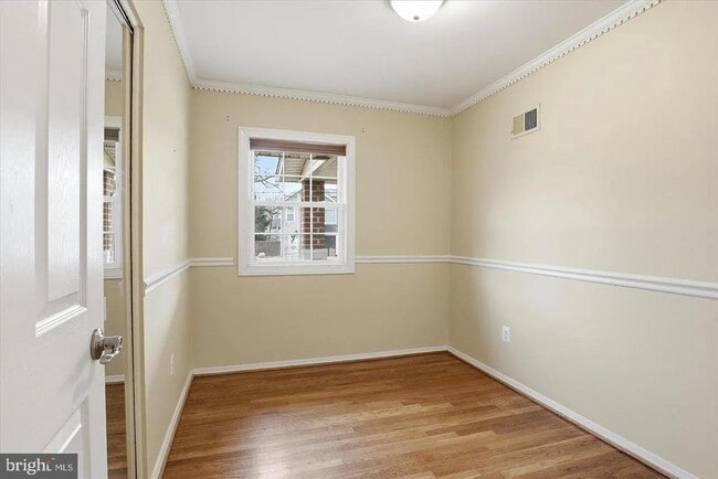 Building Photo - 7416 Sportsman Dr